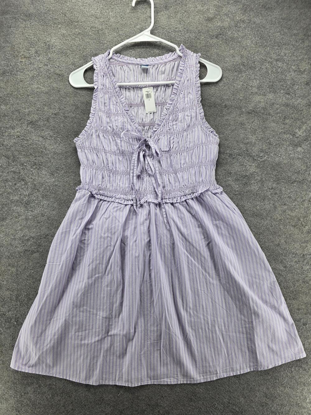 Old Navy Dress Womens M Purple Sundress Short V-Neck Smocked Striped Cotton